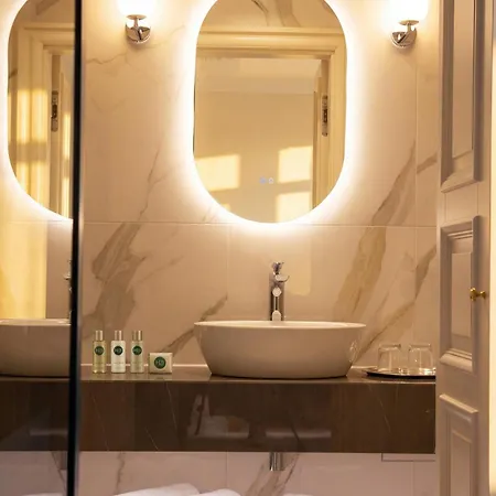 Hotel Boutique H23 4*